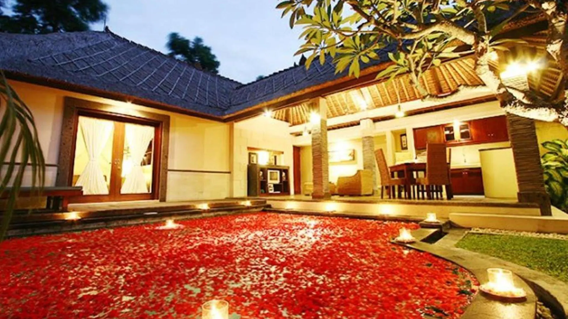 The Amasya Villas Seminyak  4*, Seminyak (Bali)